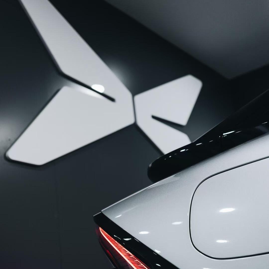 驭风聊电车-郑姐