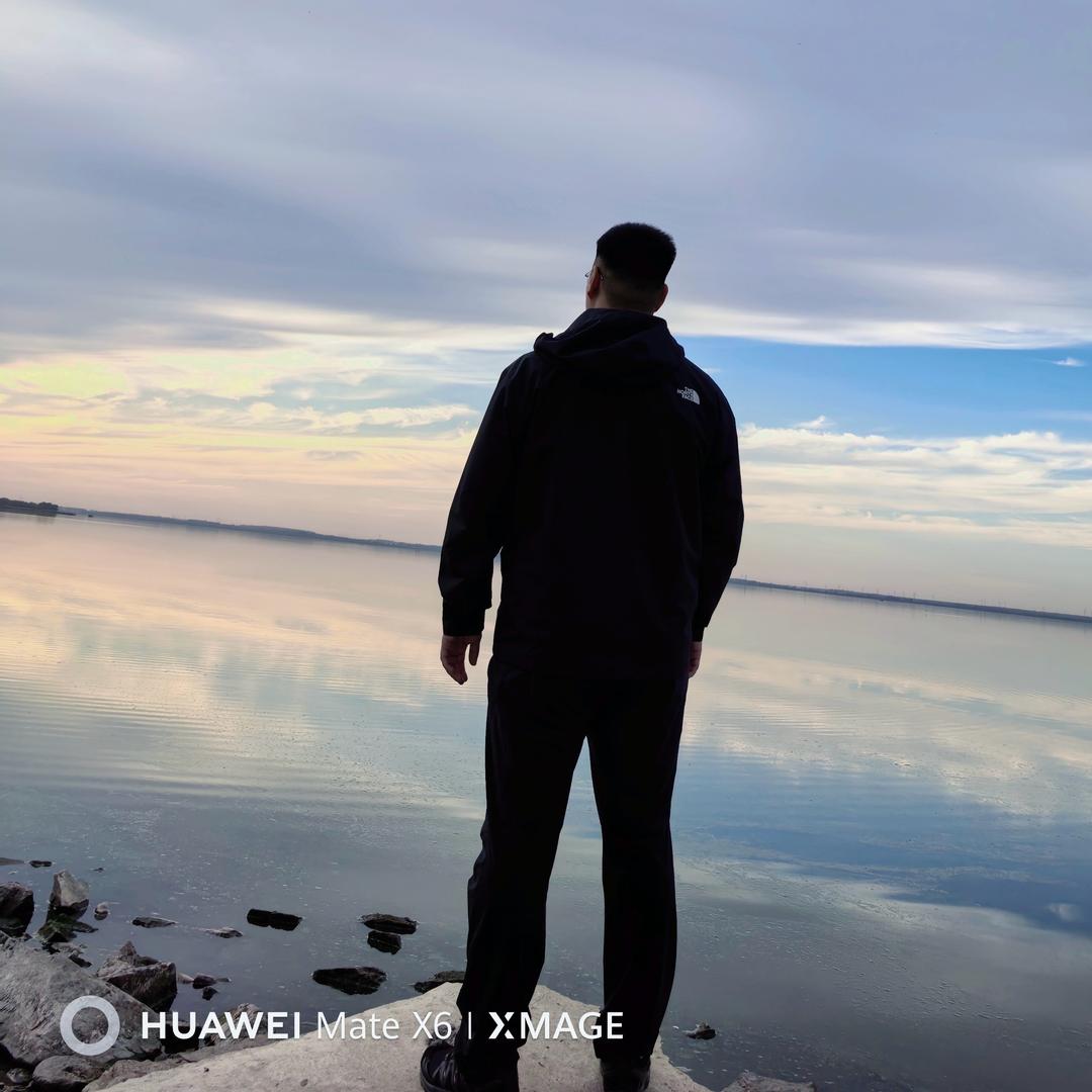 外五县不商务的男孩