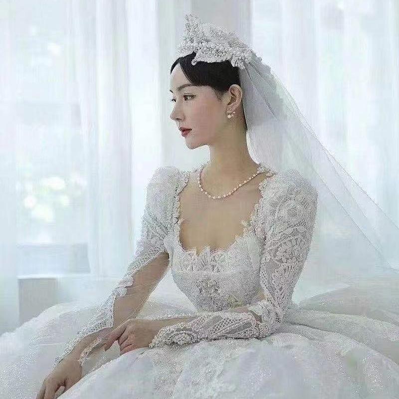 盼盼的婚纱店