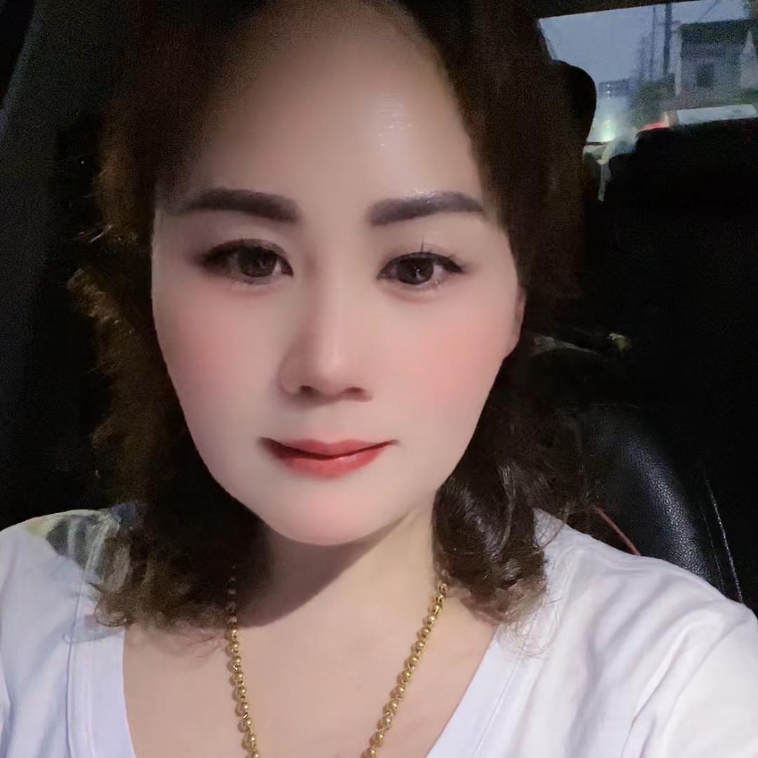 7 9年响水女汉子