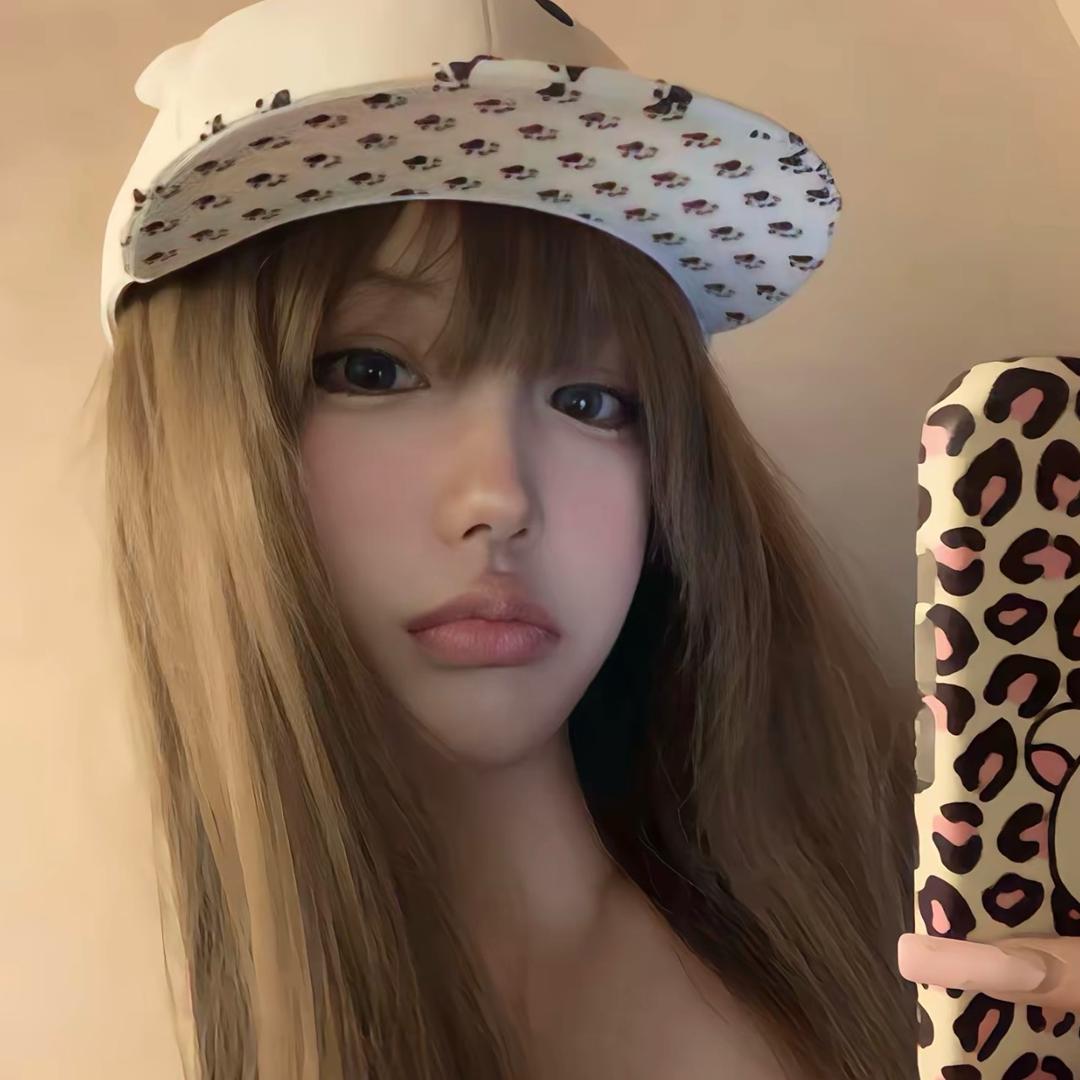 会飞的性感母蟑螂