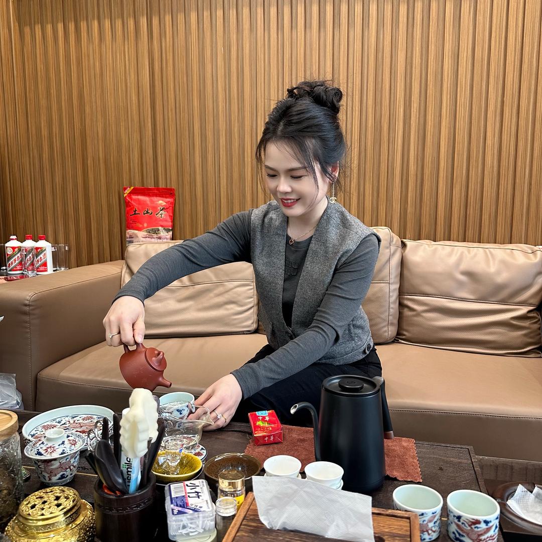云福晋珠宝经营部