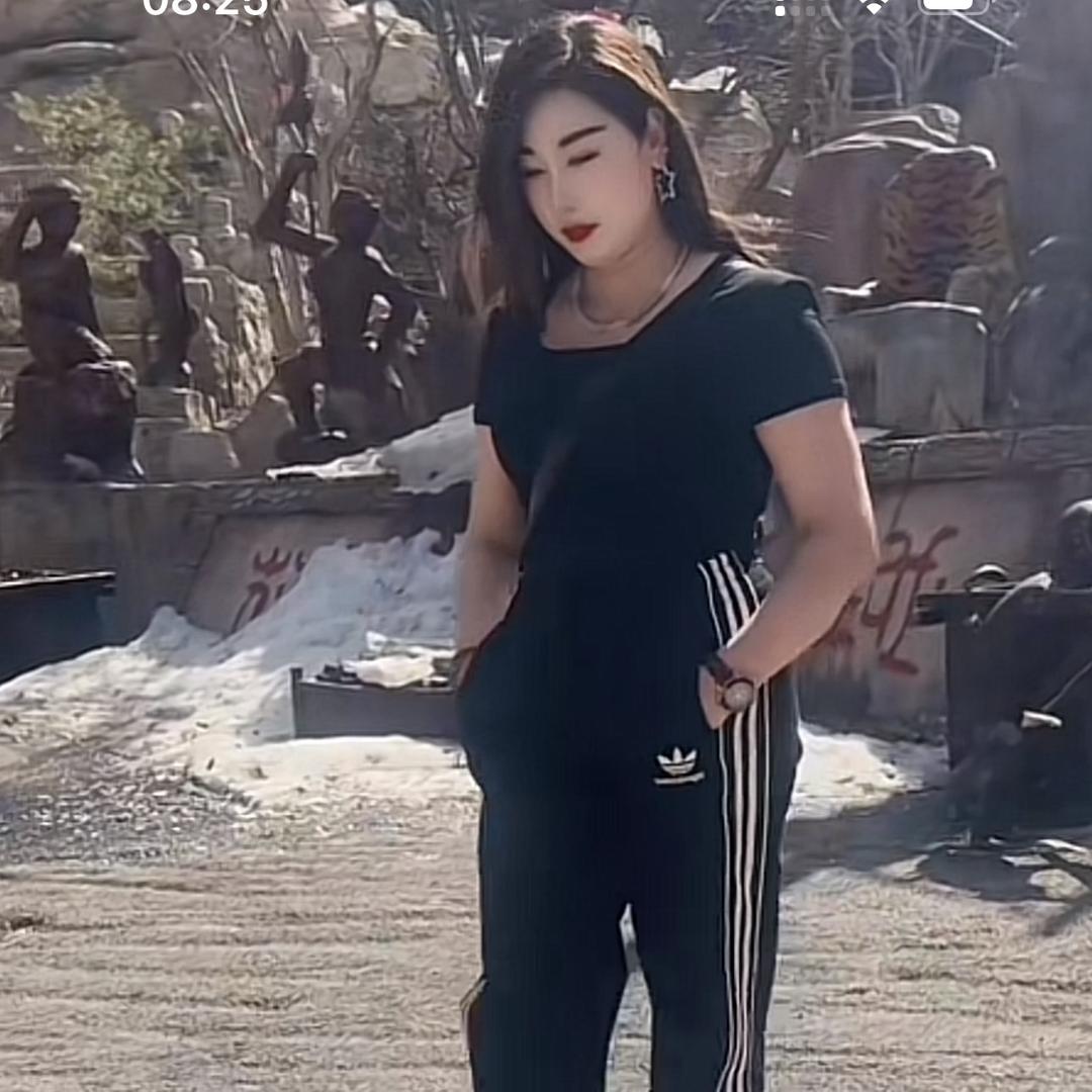 热辣滚烫💕请勿靠近