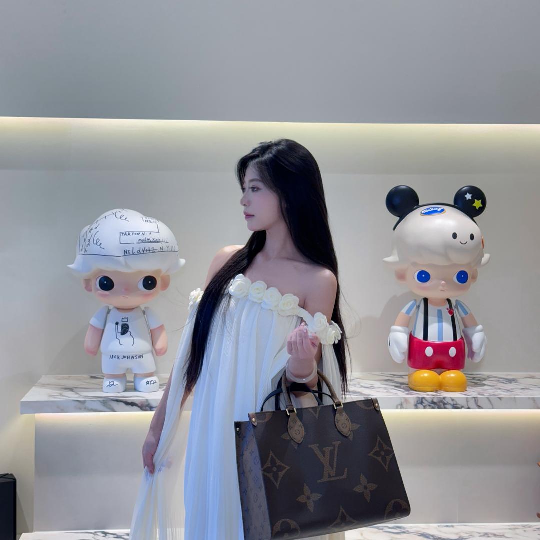 陈陈爱喝茶