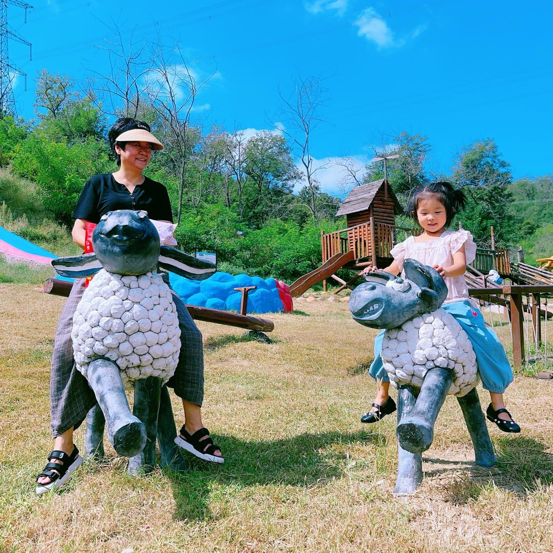 超市妈妈和她的孩子