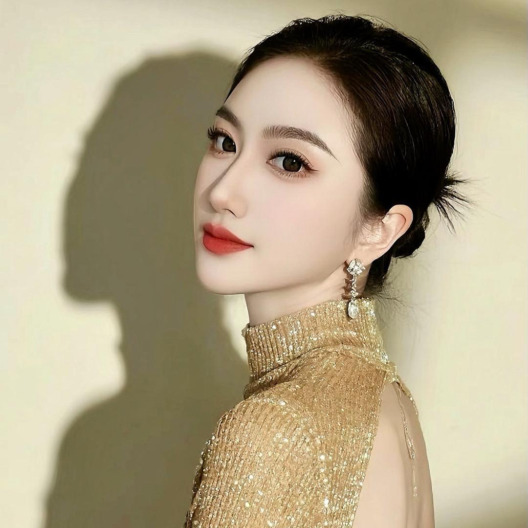 王_ 语乔 👸