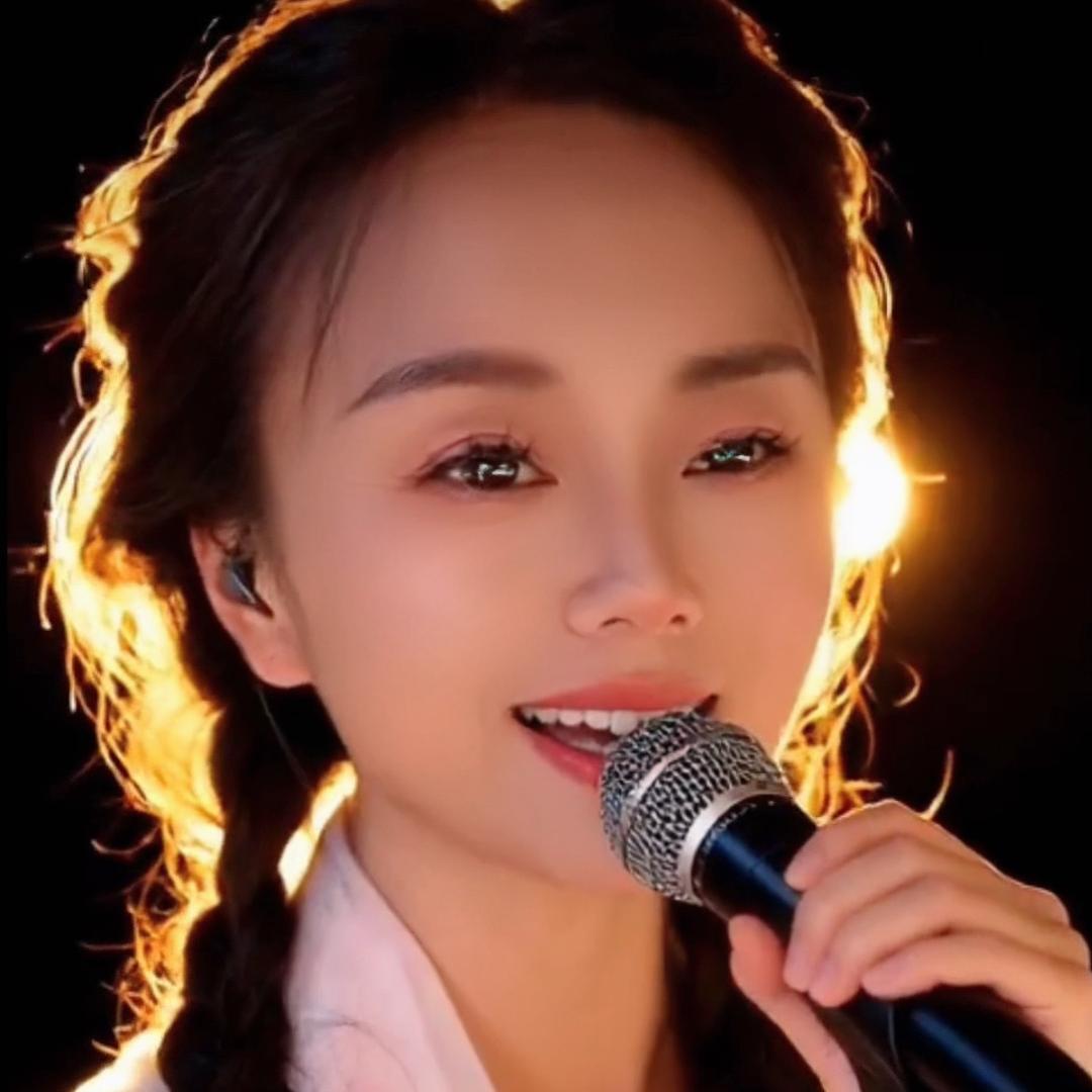 雯雯🎤