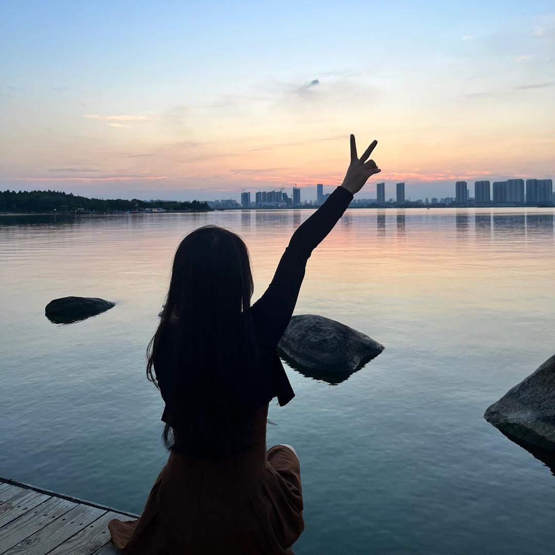 莎莎有点困o.