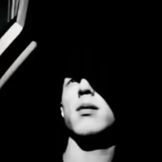 云