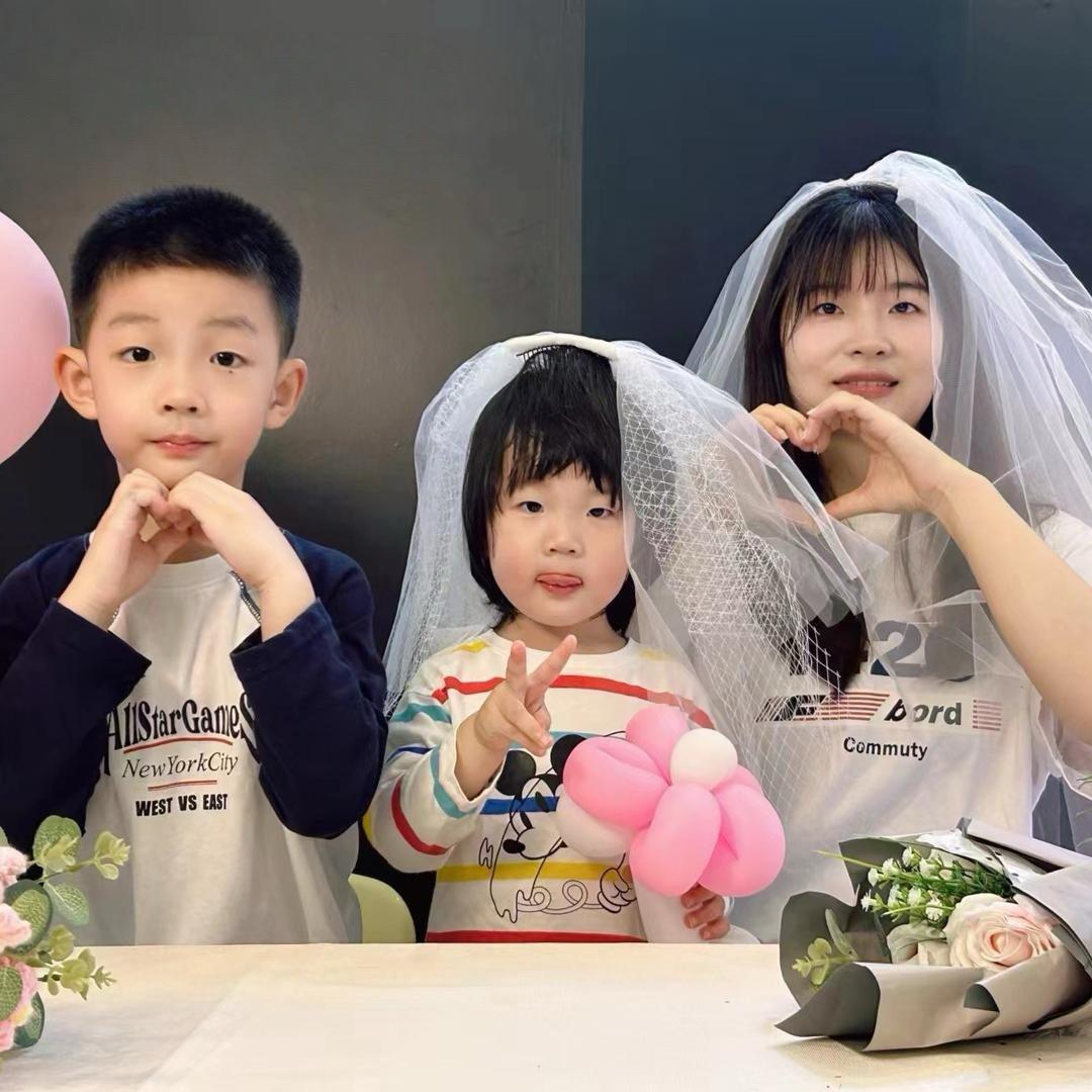 爱宅爱静的小蚊子