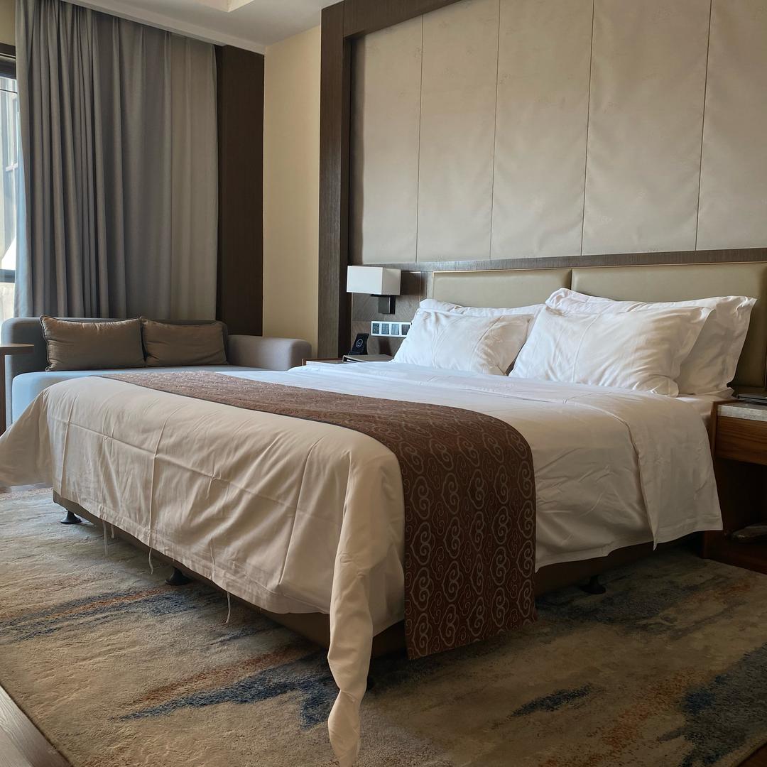 隽恒度假村前台-一棵树