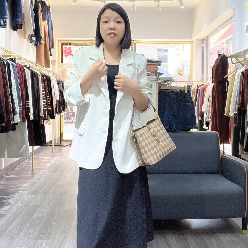 耒阳市新市镇希悦女装店