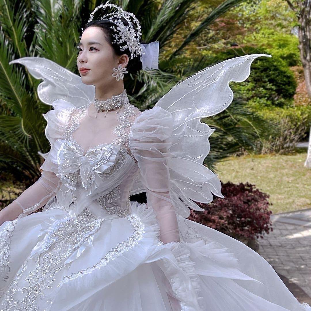 爱奢婚纱礼服馆