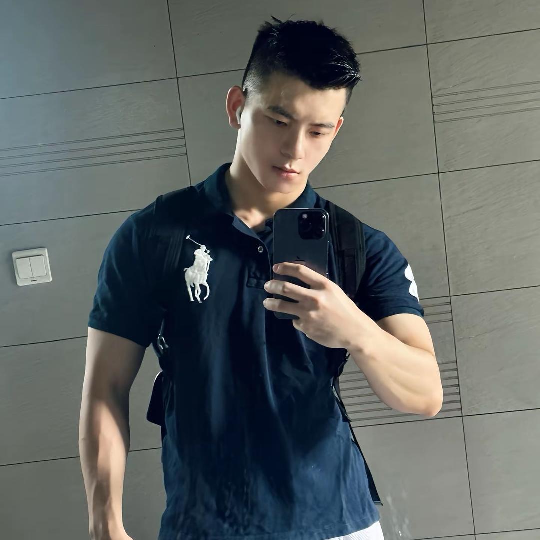 白斩哥哥