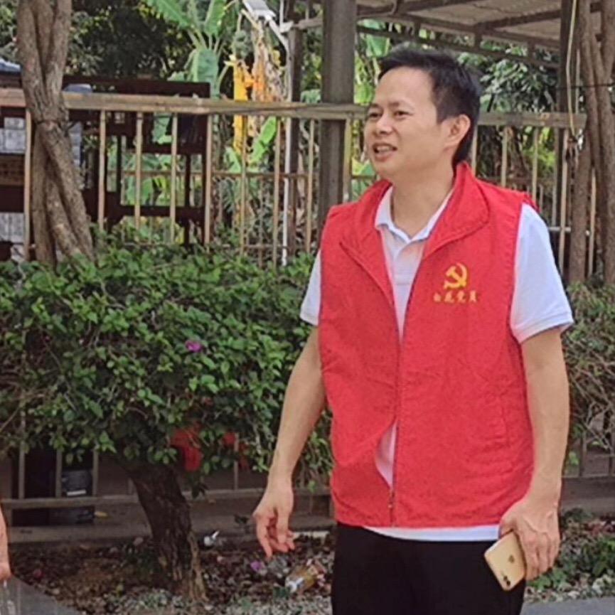 乡村振兴小冯书记