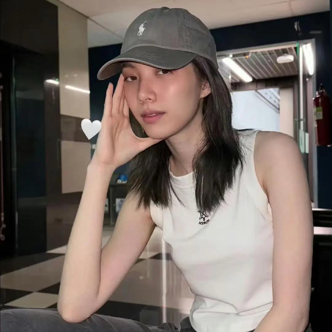 嘻嘻.