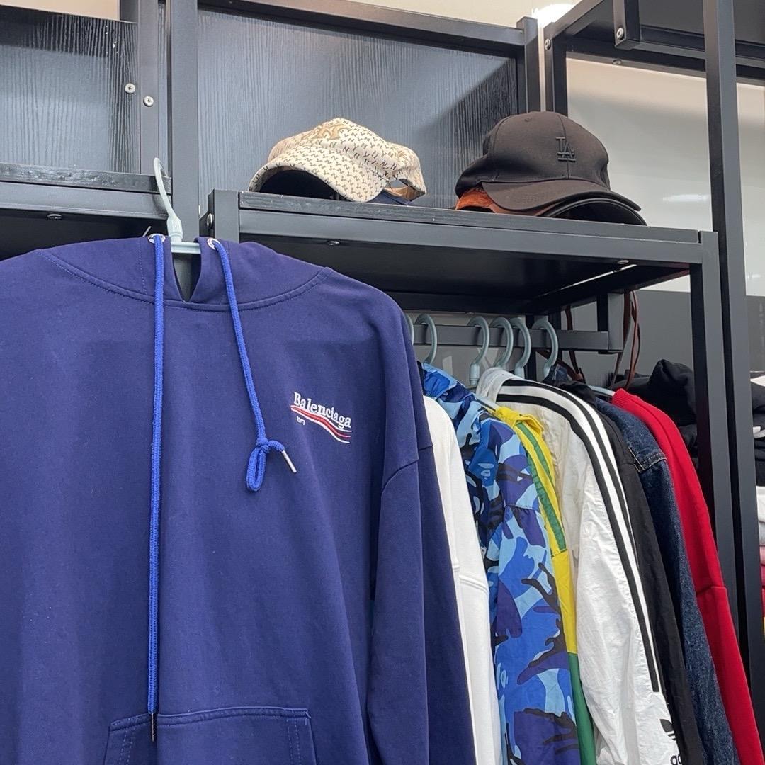 金穗二奢鞋服(招学员）