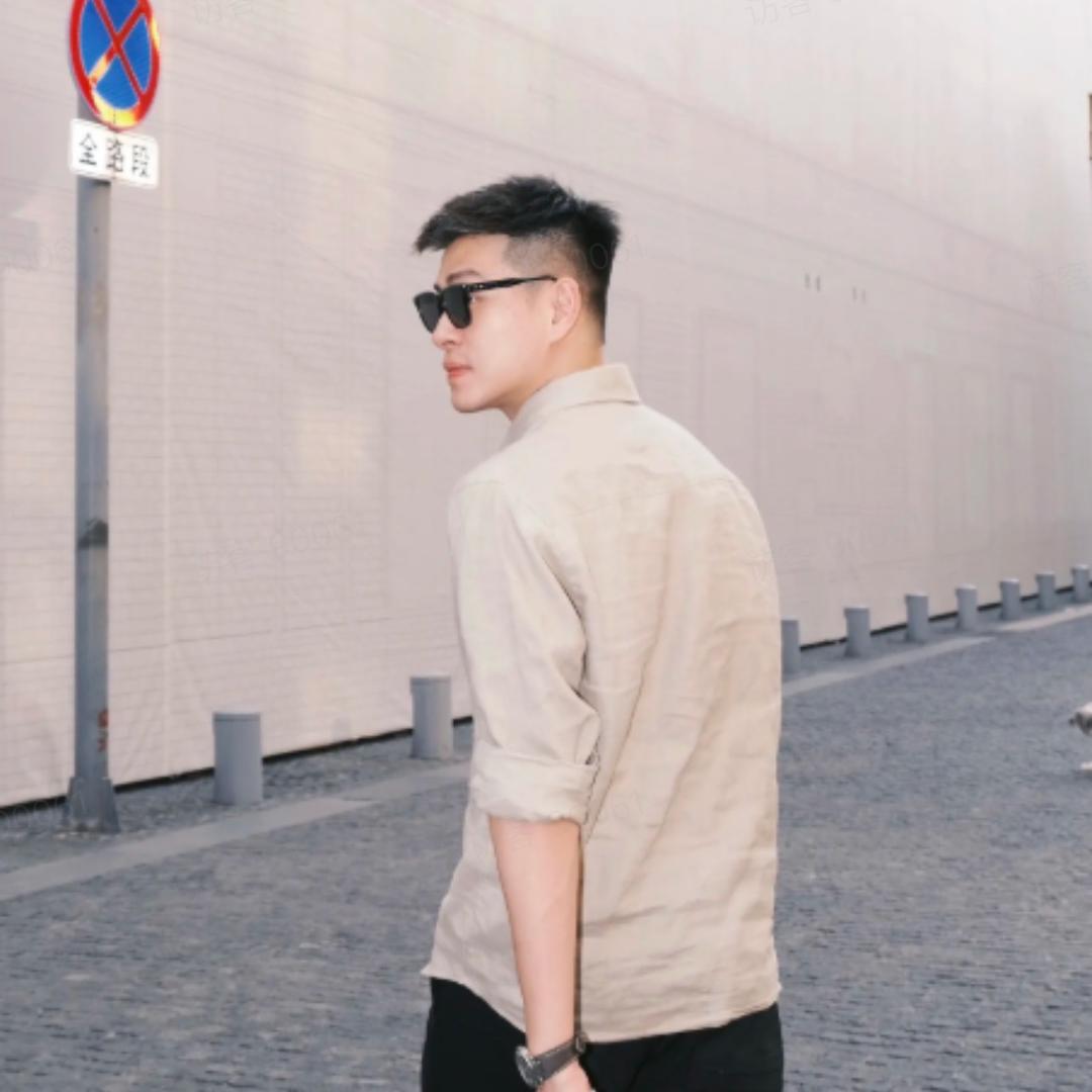 秦磊高端穿搭