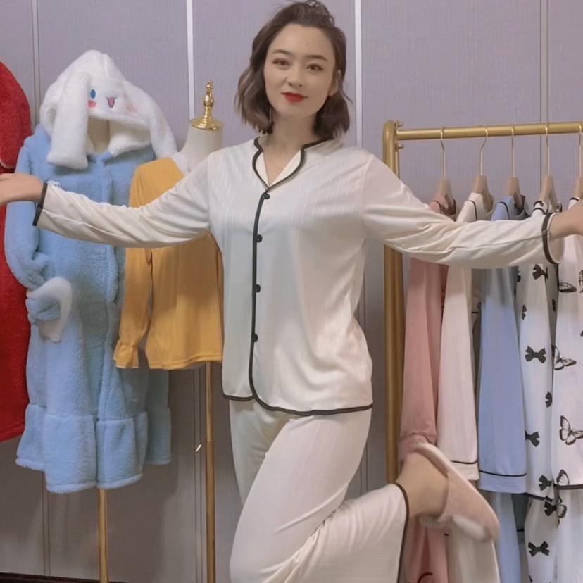 睡美人服饰工厂店