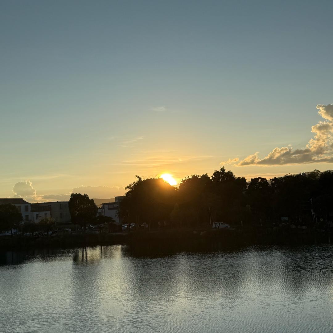 苏宁宜家家居黄艳