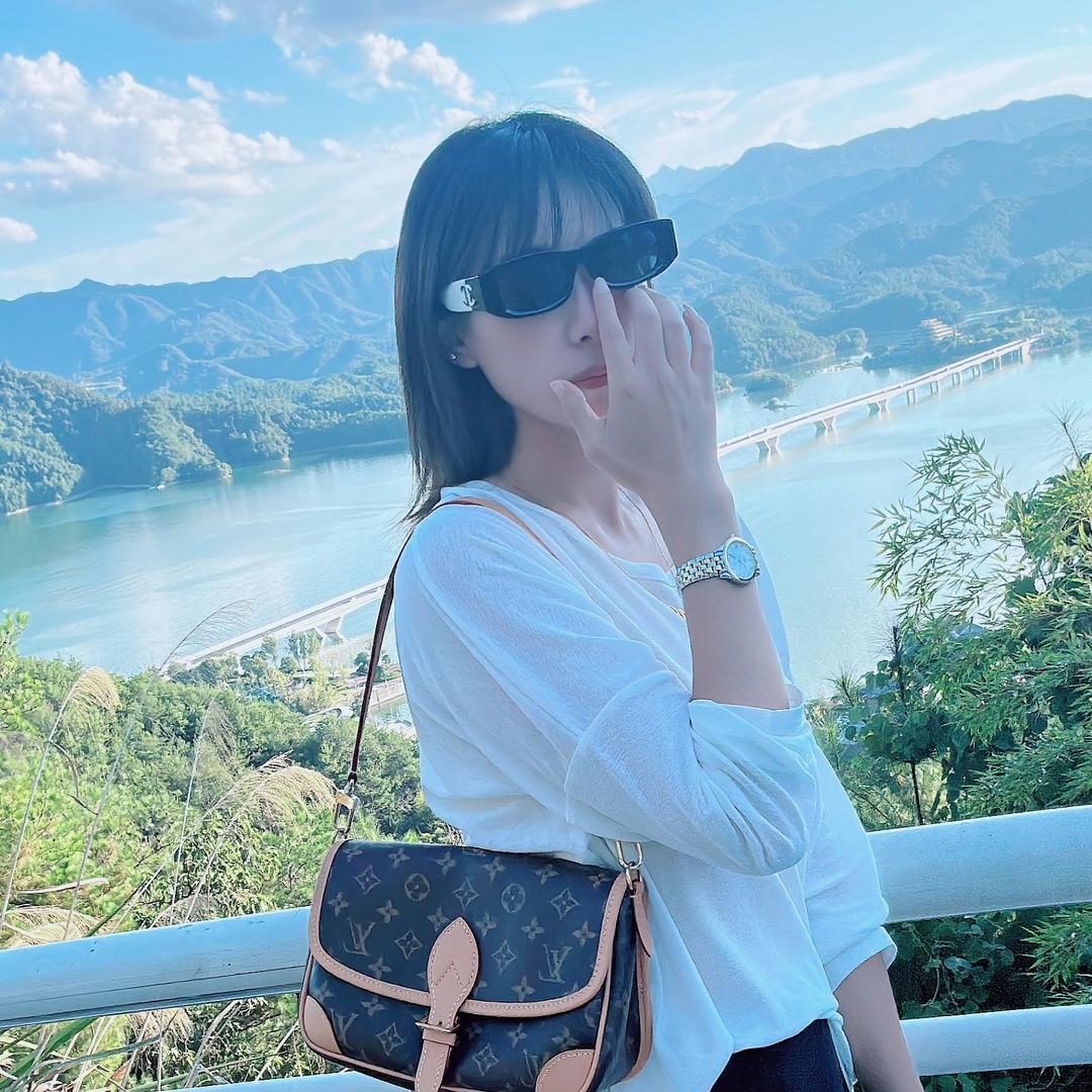 微笑前行，加油，宝