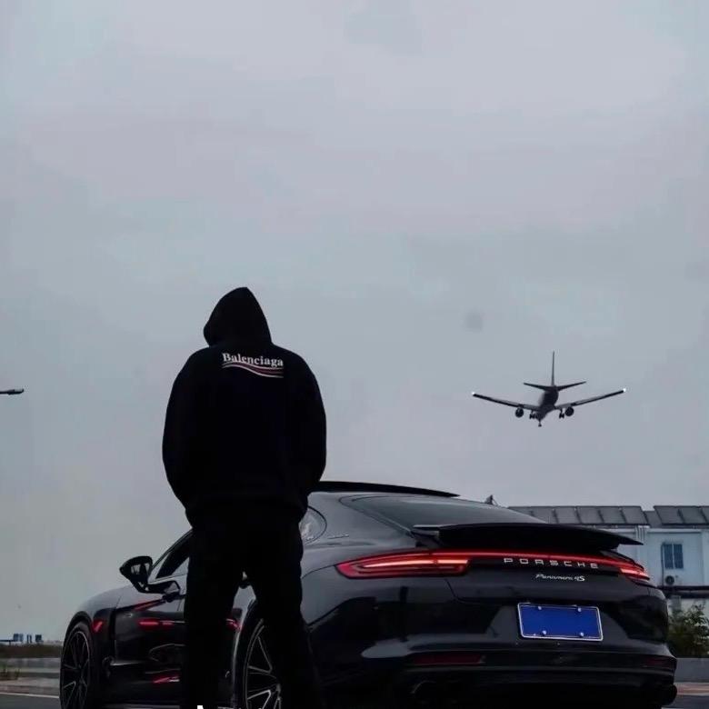 劉.