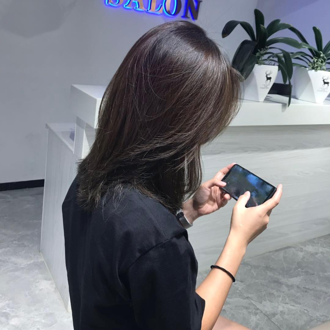 Demi