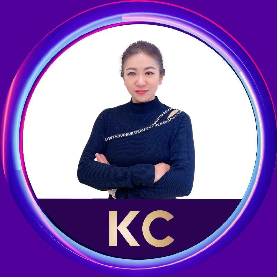 KC皮草改染设计师-芳芳（南马总店)