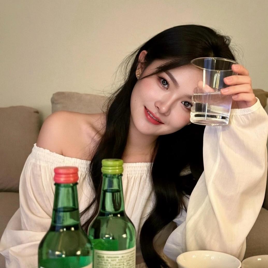 杨 小静