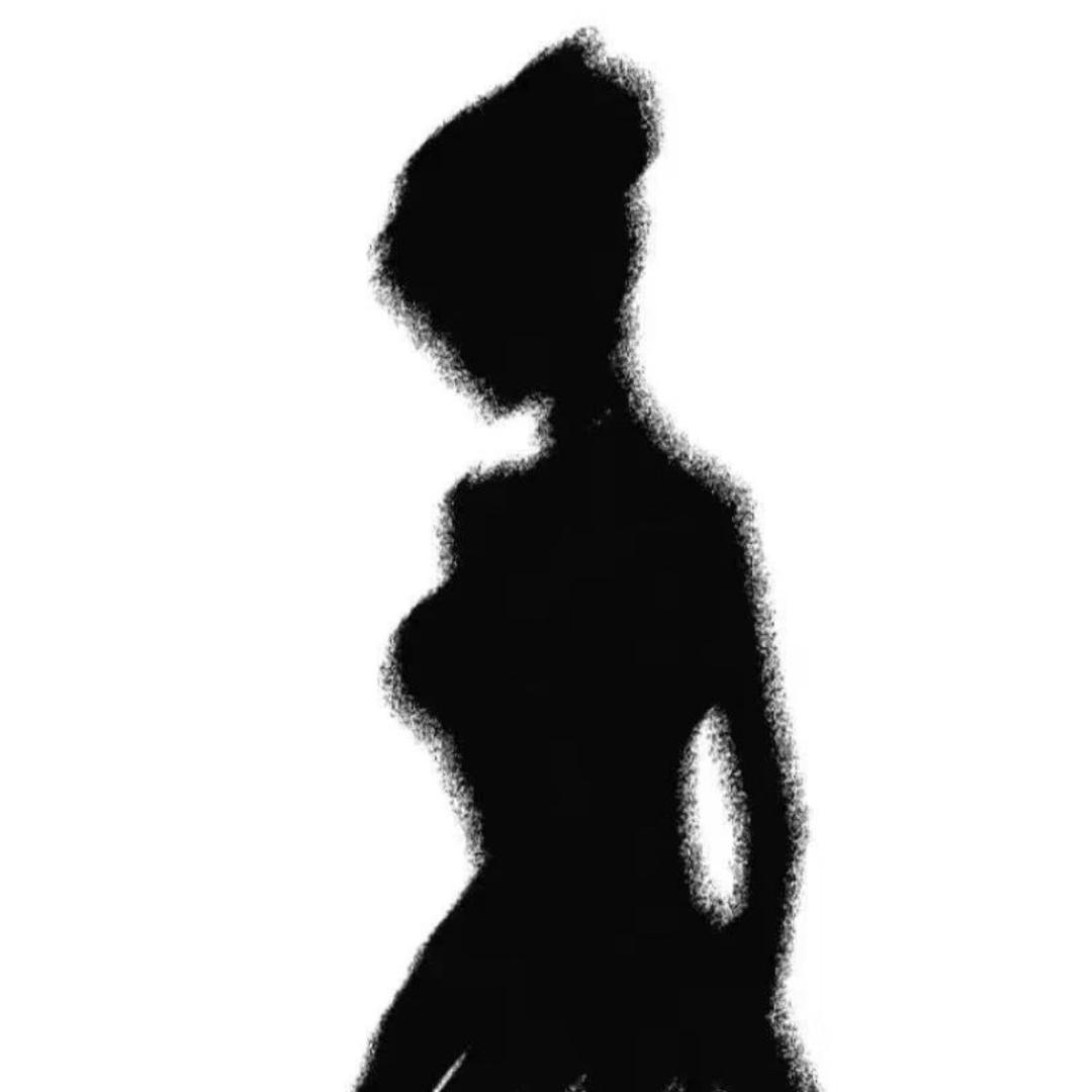 美女怎么会ᵉᵐᵒ