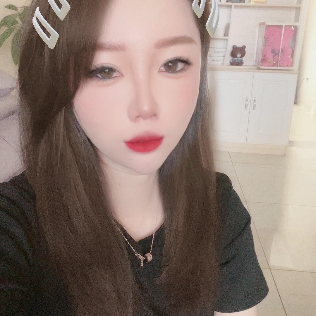 小薇薇🙀