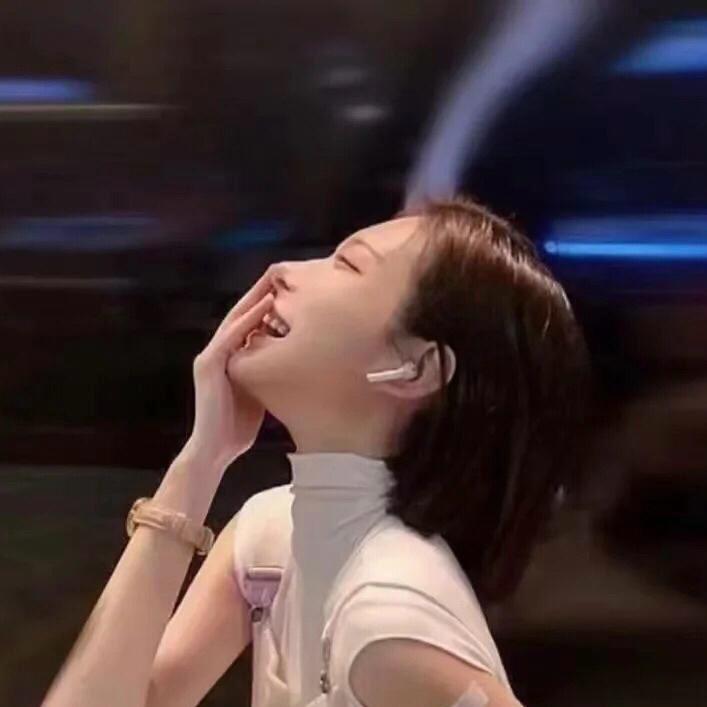 小A