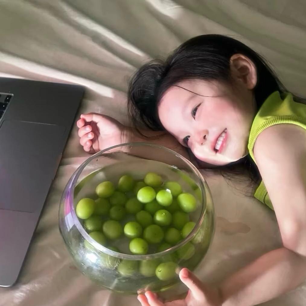 偷偷