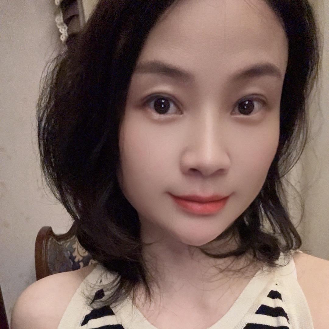 蒙自市刘芳半永久美妆