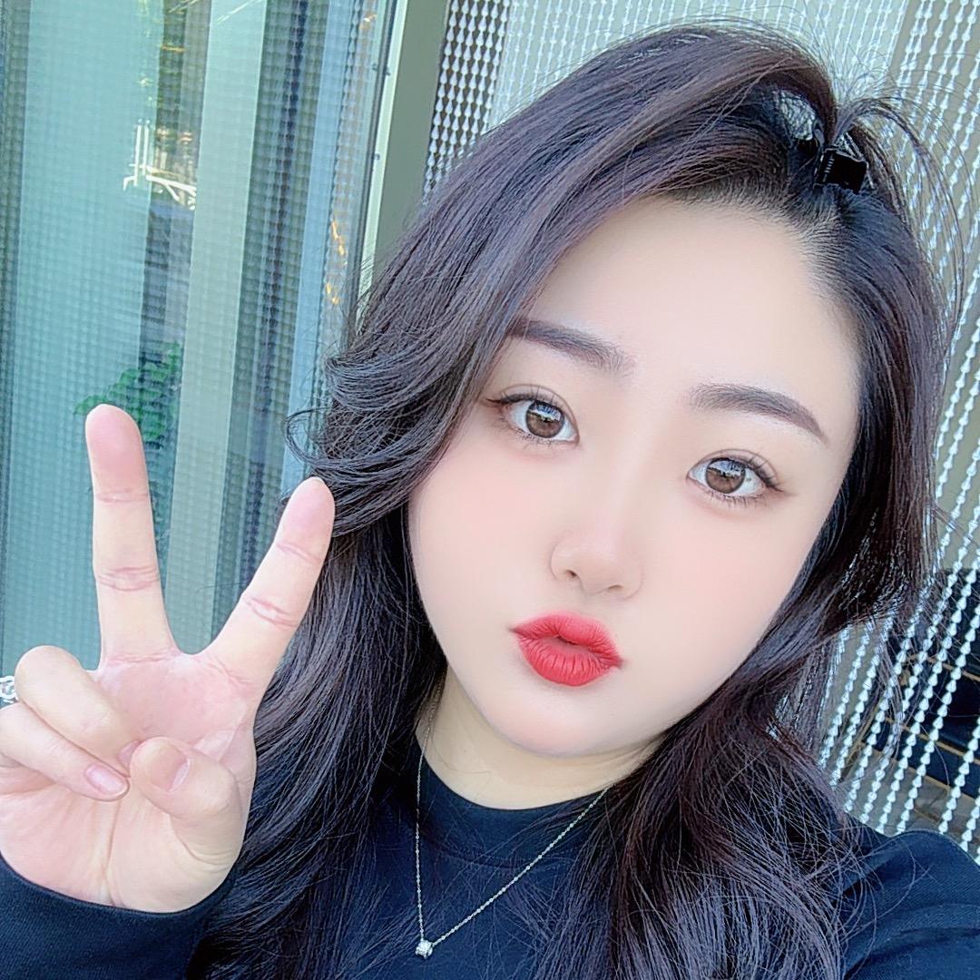 🌸   李大漂亮