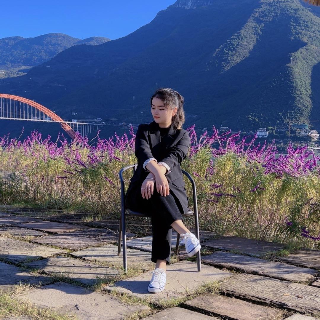 迷鹿🦌的小张