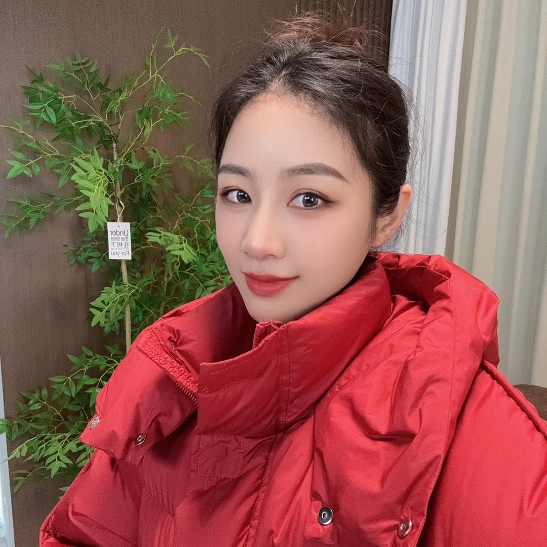 尚彩服饰
