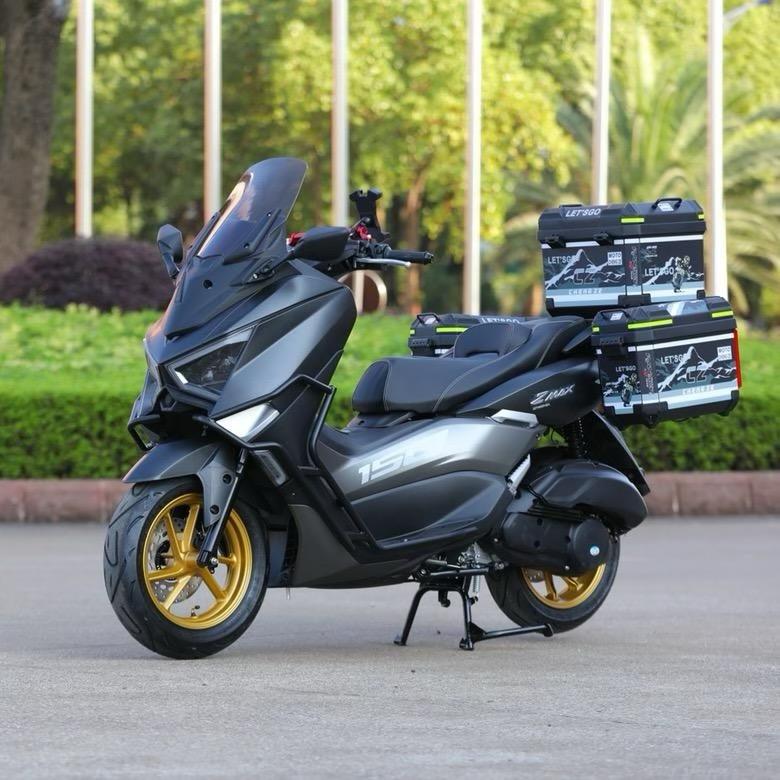 朗爵摩托车专营店立雅踏板车