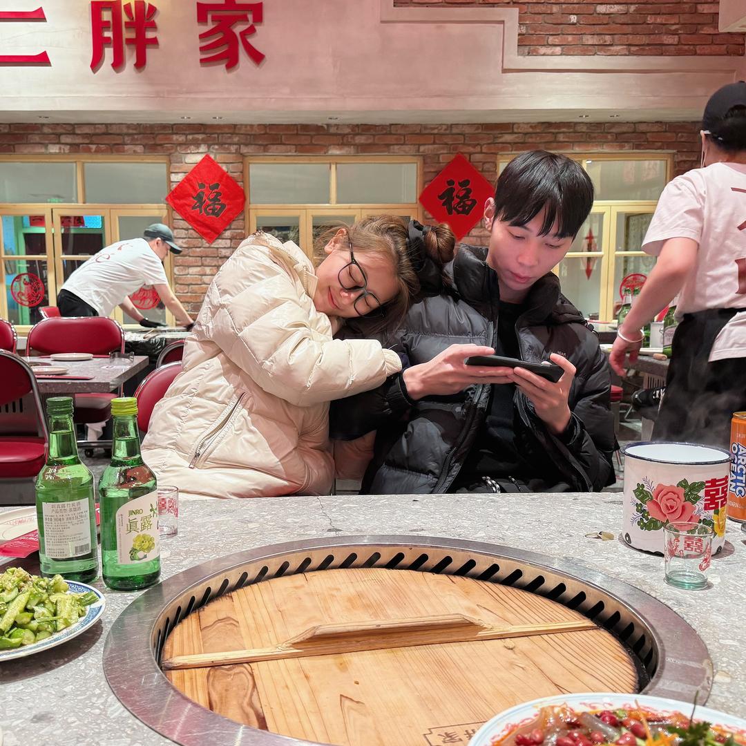 “C C的朋友圈👫”