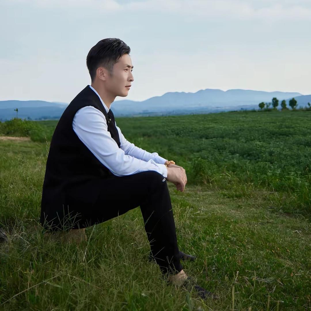 一只小哥哥【中午12点】✨ ⁰³²⁹