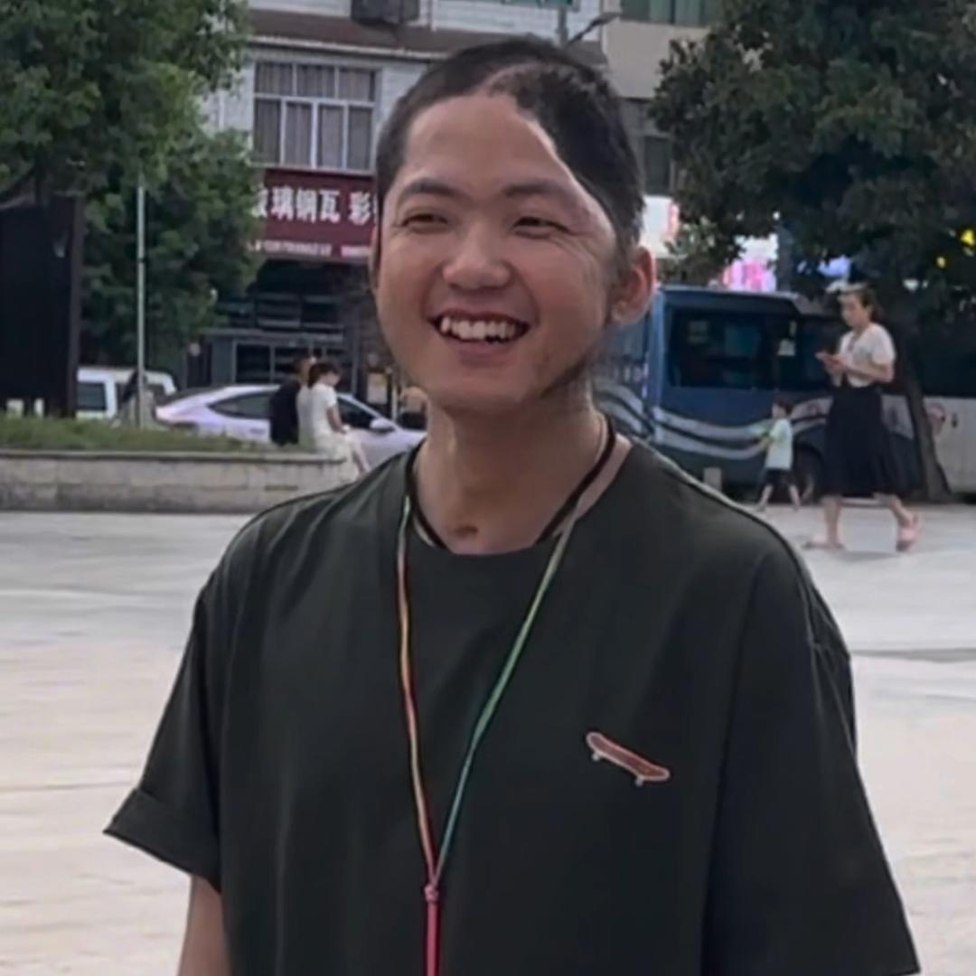 勇往直前的峰峰（橱窗有好物）