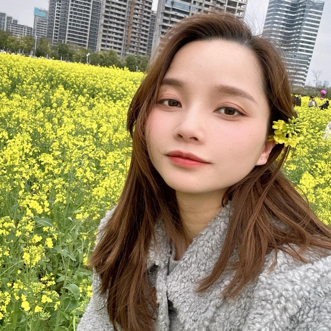 婷婷吃喝玩乐