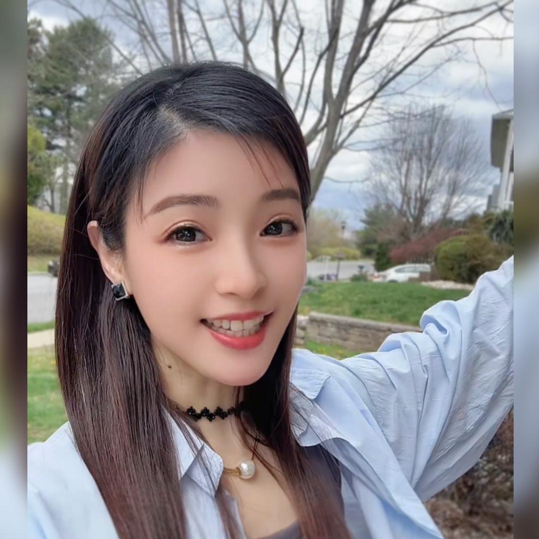 依依