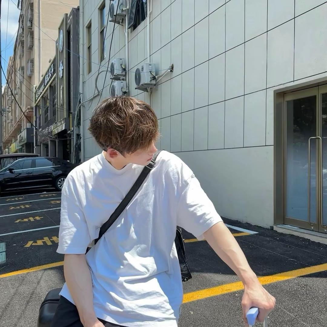 冷酷男人