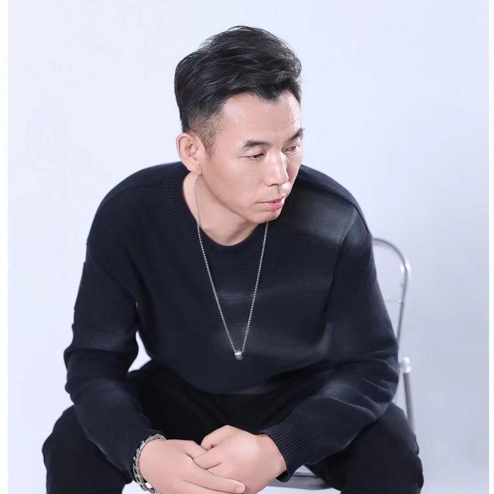 小伟在丈母娘家生活