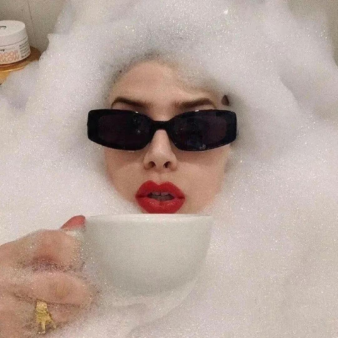 再也不熬夜了。。