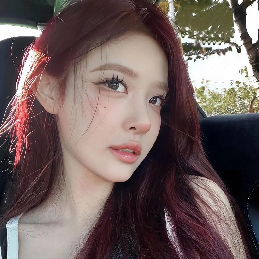 不会化妆的西西（养成系）