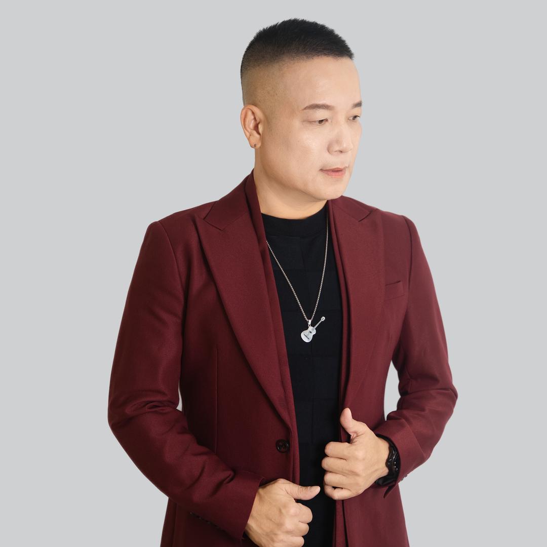 阳光老男孩®_艺伟