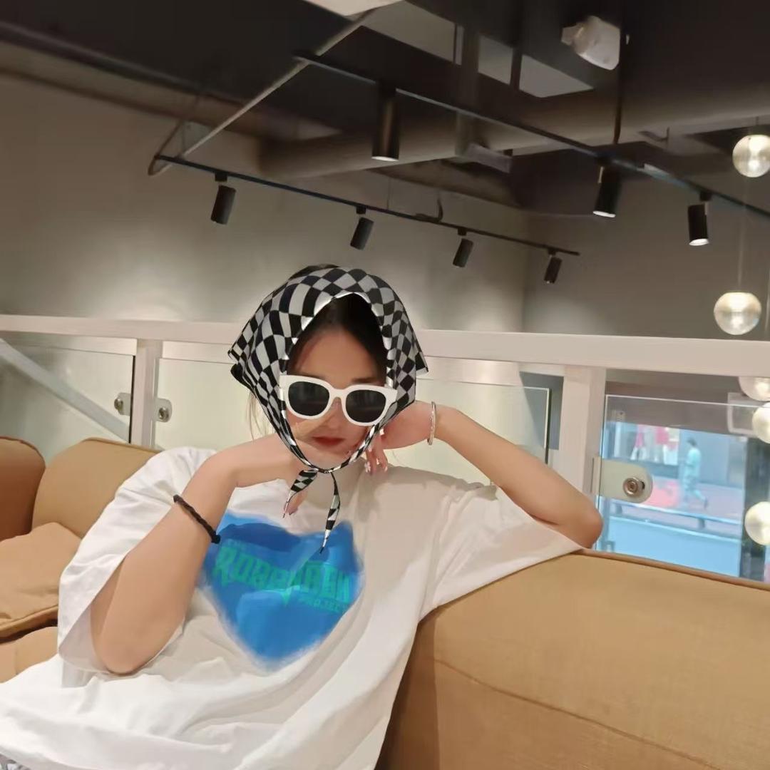 ChCh橙橙女装
