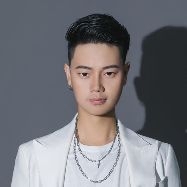 向云天（F8小天天）@抖音